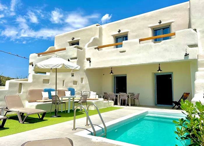 Hidden Eden Residences - Private Pools Apartmanhotel Pláka