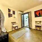 アパートホテル Hidden Eden Residences - Private Pools