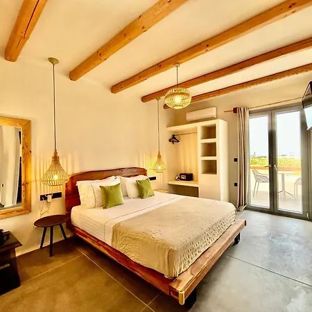 Hidden Eden Residences - Private Pools Pláka