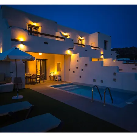 Aparthotel Hidden Eden Residences - Private Pools 4*
