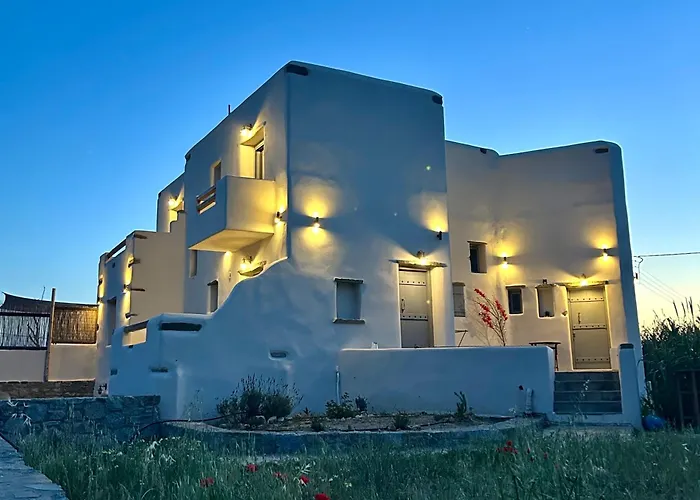 Hidden Eden Residences - Private Pools Pláka